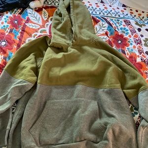 Mens XXL Levi’s Hoodie